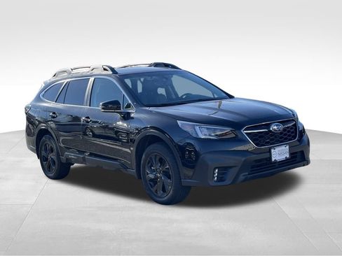 Used 2020 Subaru Outback Onyx Edition XT AWD/4WD image 3
