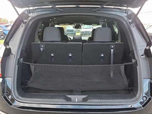 Used 2023 Honda Pilot Sport image 28