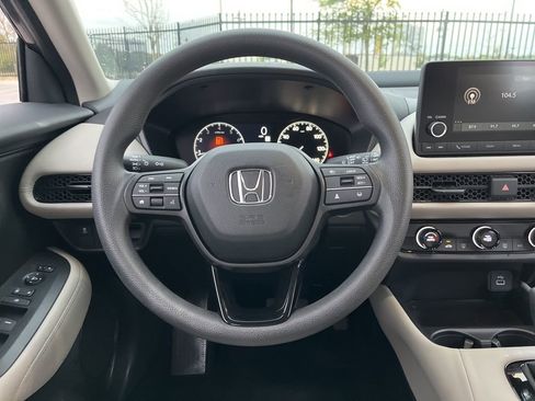 Certified 2025 Honda HR-V LX image 16