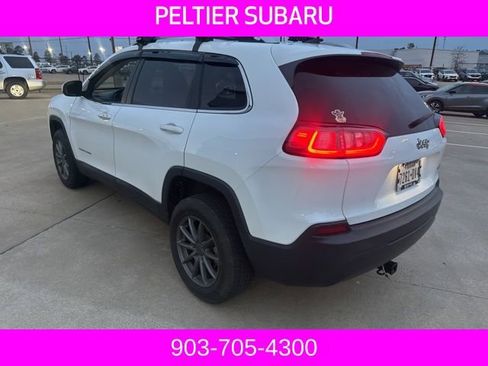 Used 2019 Jeep Cherokee Latitude Plus image 7