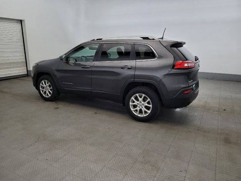 Used 2016 Jeep Cherokee Latitude w/ Cold Weather Group image 3