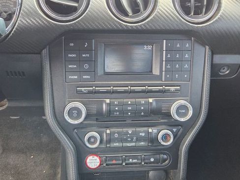 Used 2017 Ford Mustang Coupe RWD image 20