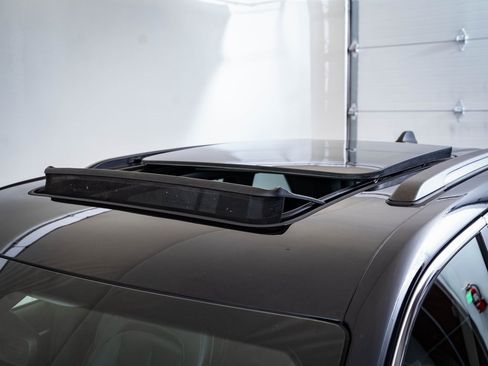 Used 2022 Jeep Grand Cherokee Limited 4xe image 14