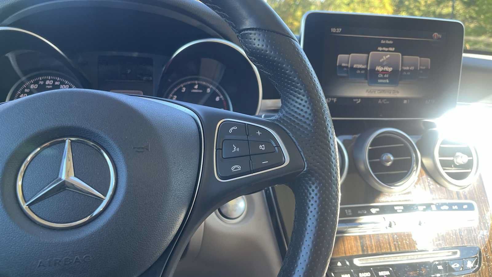 Used 2018 Mercedes-Benz GLC 350e 4MATIC image 40