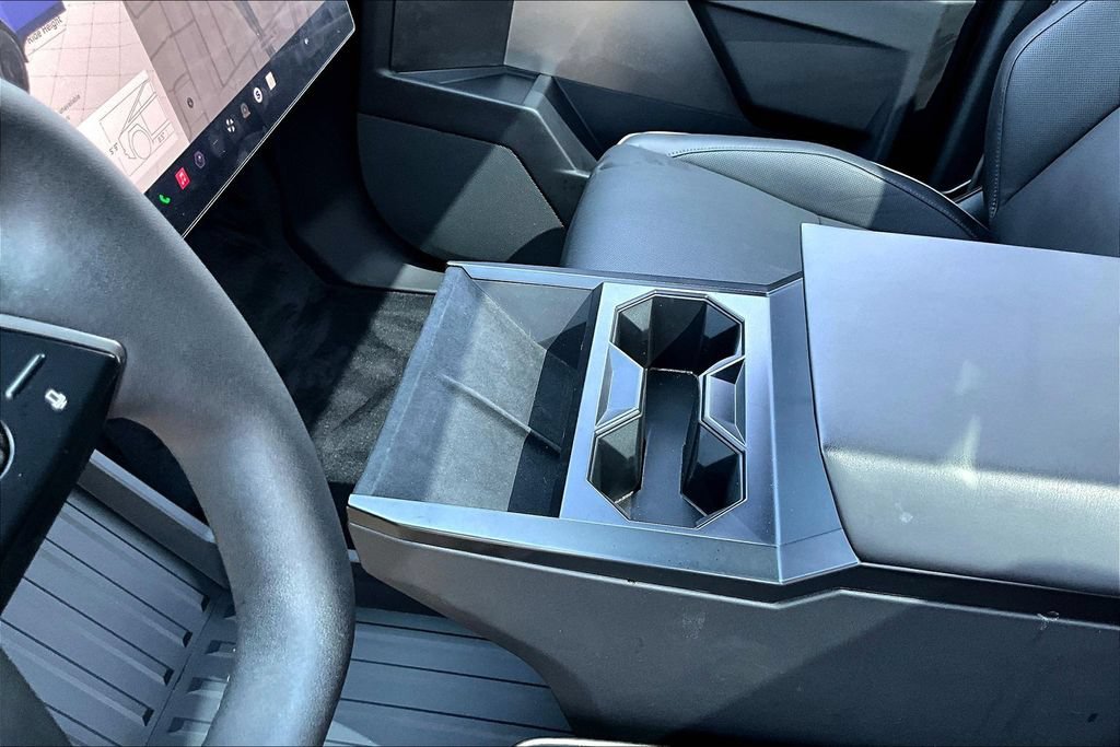 Used 2024 Tesla Cybertruck AWD Crew Cab image 16
