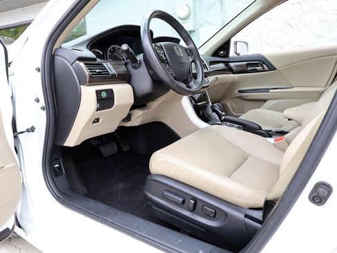 Used 2016 Honda Accord EX-L image 35