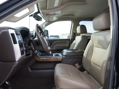 Used 2019 GMC Sierra 2500 SLT w/ Snow Plow Prep Package image 12