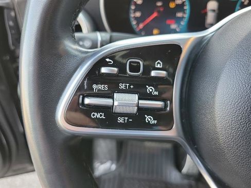 Used 2023 Mercedes-Benz GLC 300 4MATIC Coupe image 17