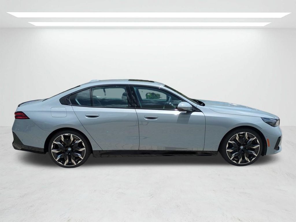 New 2027 BMW 530i w/ M Sport Package RWD image 3