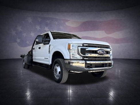 Used 2021 Ford F350 XLT AWD/4WD image 3