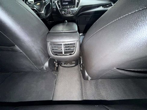 Used 2018 Chevrolet Malibu Premier w/ Premier Sun and Wheel Package image 25