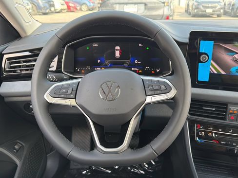 New 2026 Volkswagen Jetta SE FWD image 17