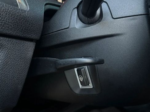 Used 2018 BMW M2 RWD image 23