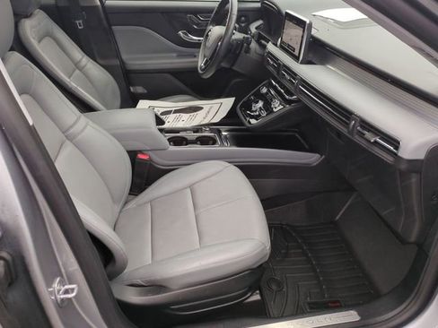 Used 2022 Lincoln Corsair Reserve w/ Luxury Package image 39