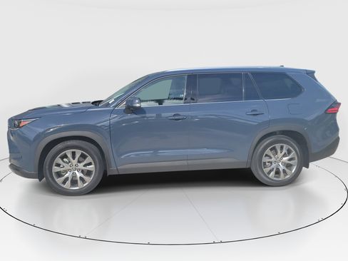 Certified 2025 Toyota Grand Highlander AWD Hybrid image 4