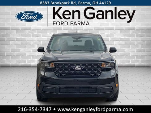 New 2025 Ford Maverick XL image 2