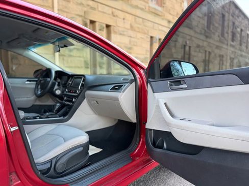 Used 2019 Hyundai Sonata SE image 24