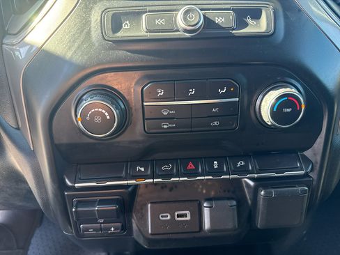 Used 2021 Chevrolet Silverado 2500 W/T w/ Gooseneck/5TH Wheel Package image 22