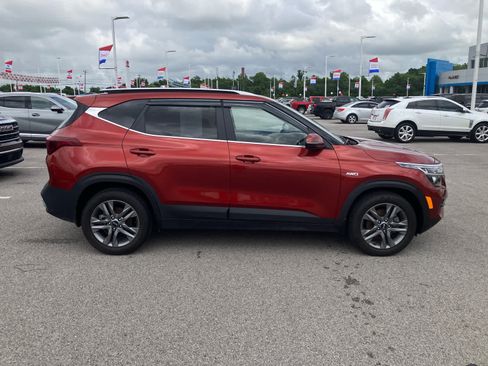 Used 2021 Kia Seltos S AWD/4WD image 8