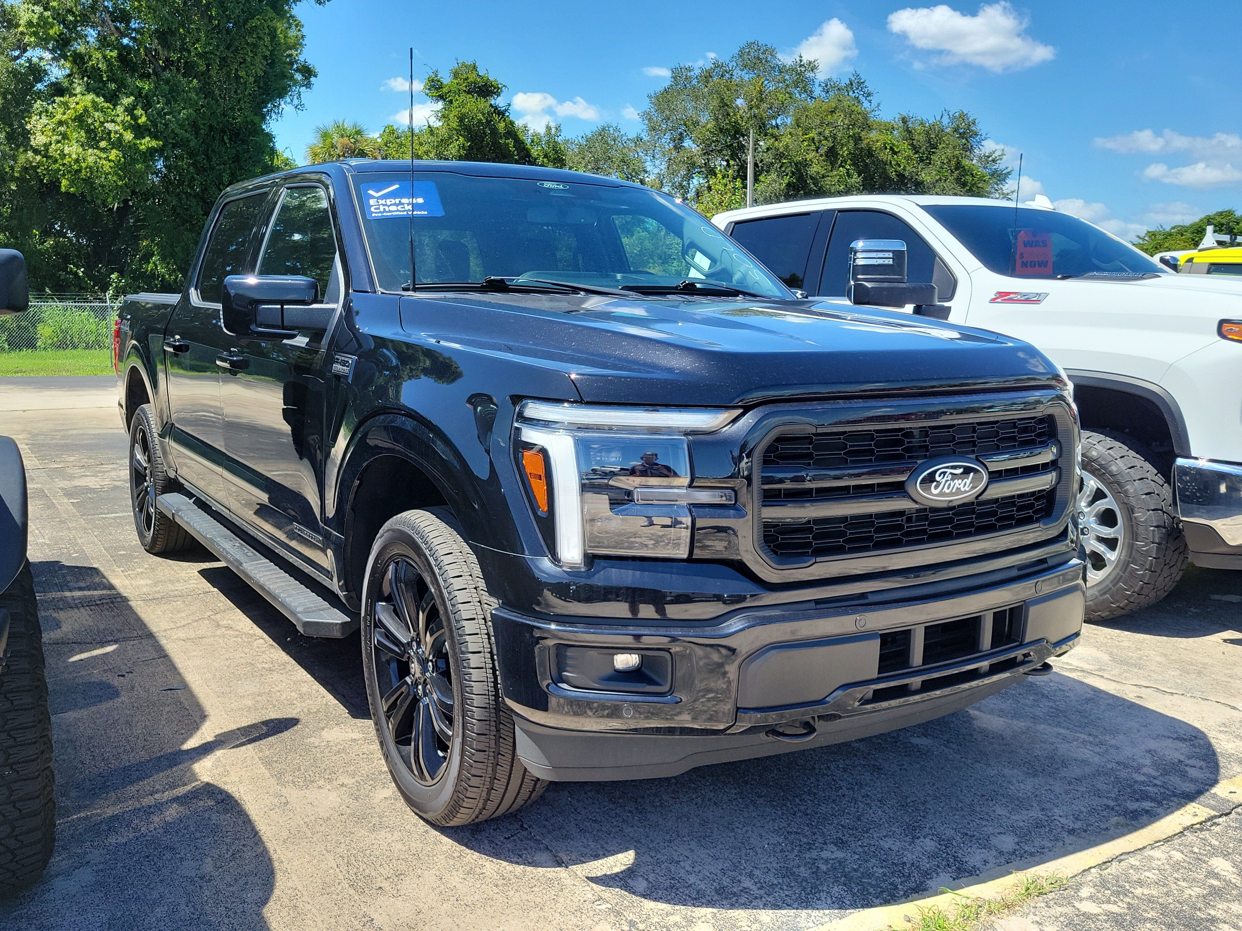 Used 2025 Ford F150 Lariat w/ Equipment Group 502A High AWD/4WD image 6