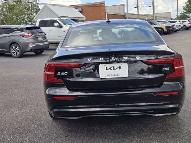 Used 2024 Volvo S60 B5 Core FWD image 11