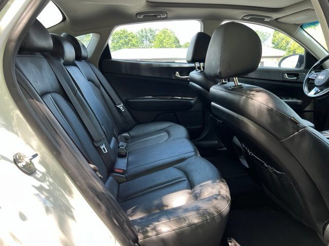 Used 2020 Kia Optima SE FWD image 18