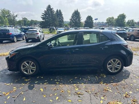 Used 2021 Toyota Corolla SE w/ SE Preferred Package FWD image 7