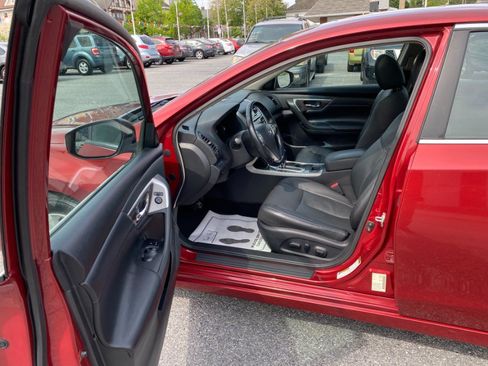 Used 2013 Nissan Altima 2.5 SL FWD image 11