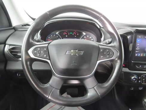 Used 2021 Chevrolet Traverse RS FWD image 13