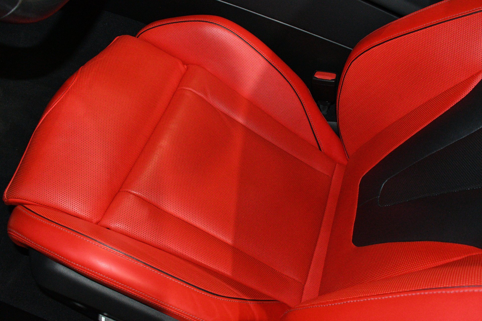 Used 2025 BMW M5 w/ Carbon Package AWD/4WD image 11