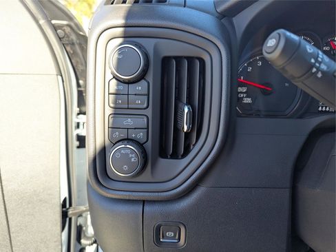 New 2026 Chevrolet Silverado 1500 Custom Trail Boss w/ LPO, Dark Essentials Package image 12