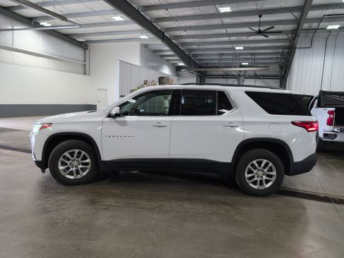 Used 2019 Chevrolet Traverse LT image 5