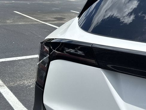 Certified 2025 Nissan Kicks SR AWD/4WD image 44