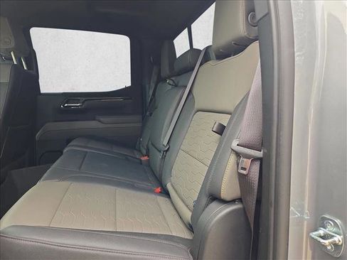 Used 2023 Chevrolet Silverado 1500 ZR2 w/ Technology Package image 19