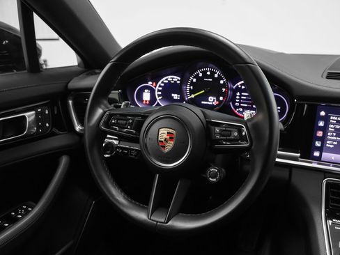 Certified 2023 Porsche Panamera AWD/4WD image 29