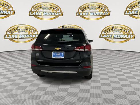 Used 2024 Chevrolet Equinox LT AWD/4WD image 2