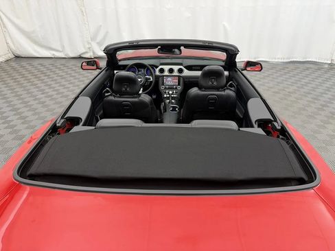 Used 2020 Ford Mustang Premium RWD image 8
