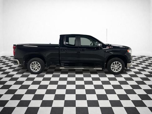 Certified 2023 Chevrolet Silverado 1500 LT image 2