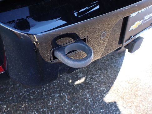 Used 2023 Land Rover Defender 90 X-Dynamic SE image 33