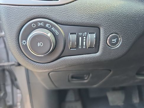 Used 2021 Jeep Cherokee Limited w/ Elite Package AWD/4WD image 66