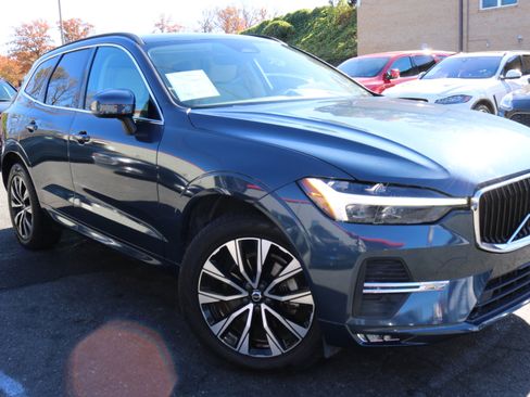 Used 2023 Volvo XC60 B5 Core w/ Protection Package Premier image 3