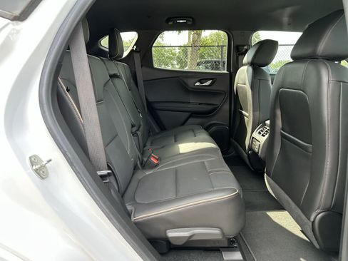 Used 2019 Chevrolet Blazer Premier w/ Driver Confidence II Package FWD image 19