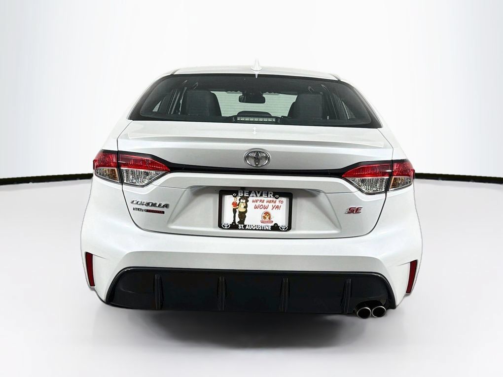 Used 2025 Toyota Corolla SE FWD image 8