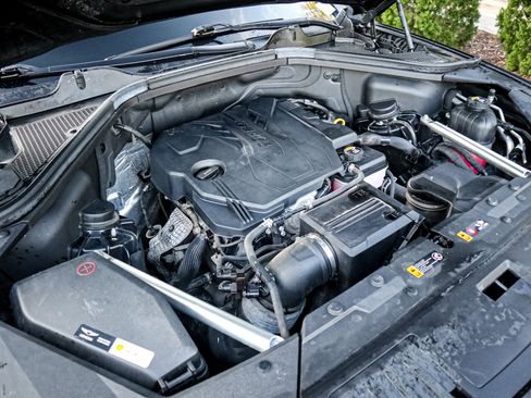 Used 2022 Genesis GV80 2.5T w/ Advanced Package 02 image 33