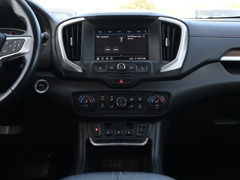 Used 2020 GMC Terrain SLE w/ Driver Convenience Package FWD image 12