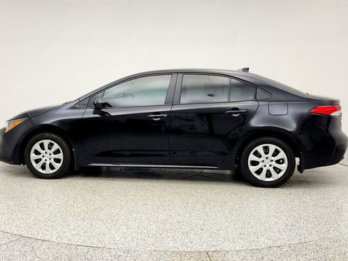 Used 2026 Toyota Corolla LE image 8