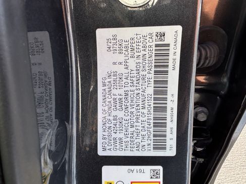 Certified 2025 Honda Civic Sport image 30