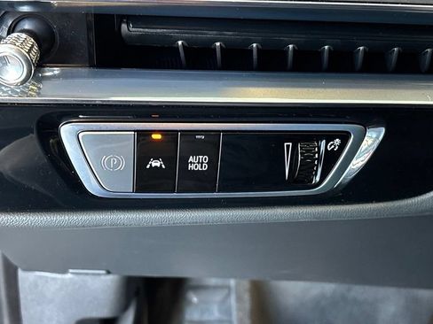 Used 2024 Cadillac Lyriq Tech RWD image 30