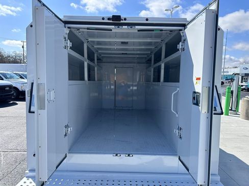 New 2024 Ford Transit 350 w/ Interior Upgrade Package RWD image 43