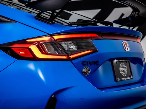 Used 2025 Honda Civic Type R image 13